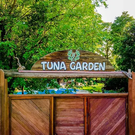 Tuna Garden Hotel *